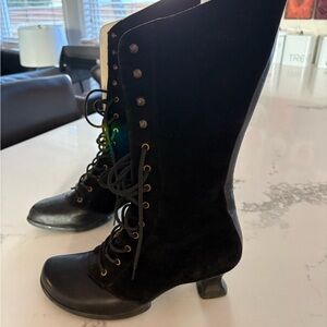 Elegant Black Lace-Up Women's Boots